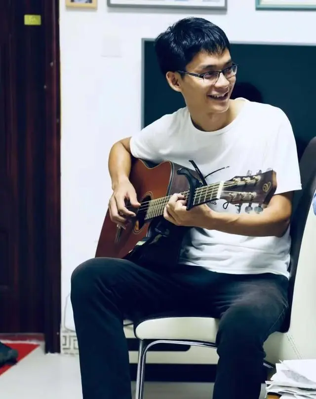 走一段弯路也无妨600_高考15年 唐尚珺:确实走了弯路_走一段弯路也无妨